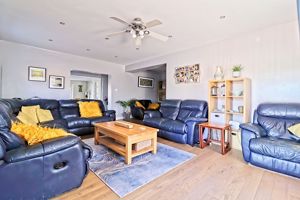 Living Room- click for photo gallery
